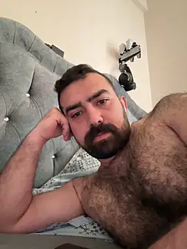 Snapshot of Ali2413 chatting on 03-25-26, 12:22 Ali2413 online show from 03-25-26, 12:22