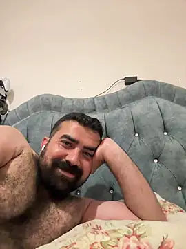 Snapshot of Ali2413 chatting on 06-13-26, 10:18 Ali2413 online show from 06-13-26, 10:18
