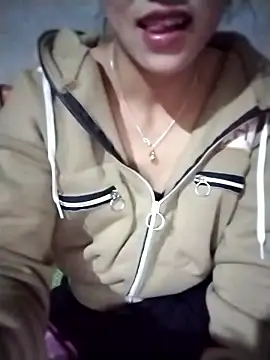 cobehihi online show from 11-26-25, 02:07