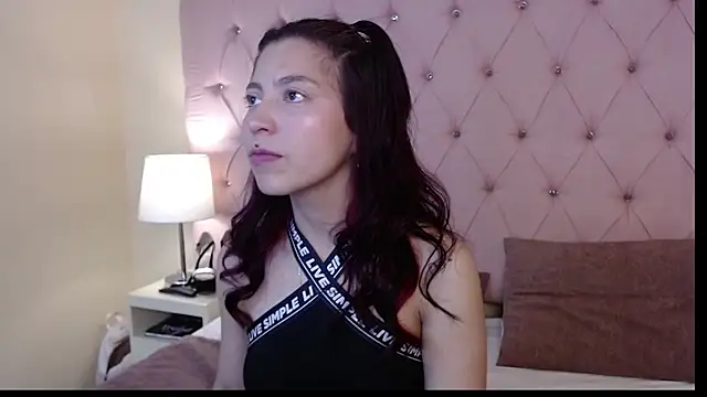 Hillary Thomson online show from 12-01-25, 02:11