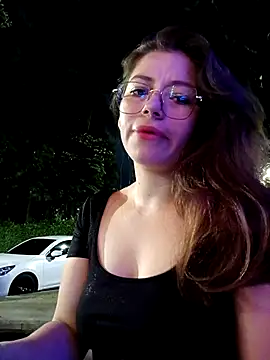 Renata Honey online show from 11-29-25, 03:31