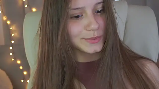 TinyNatalie online show from 05-28-26, 02:14