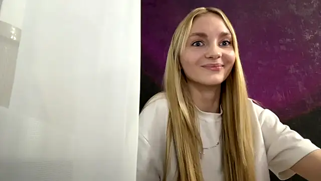 Snapshot of LangKrakowiak chatting on 12-02-25, 01:50 LangKrakowiak online show from 12-02-25, 01:50