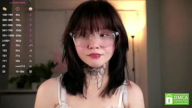 Snapshot of CaroleMyers chatting on 11-26-25, 07:04 CaroleMyers online show from 11-26-25, 07:04