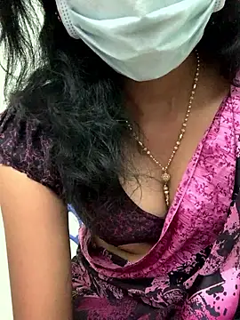 honeygirl6996 online show from 05-08-26, 06:41