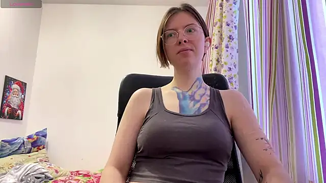 FiorettaFen online show from 11-25-25, 07:08