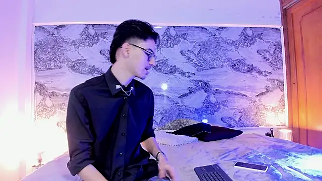 Im Dayros online show from 11-30-25, 07:07