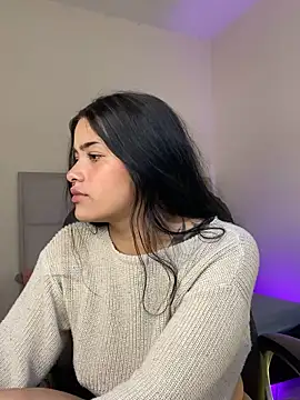 venus evans  online show from 12-20-25, 08:38