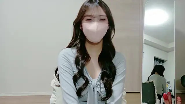 alicechan v online show from 06-10-26, 11:31