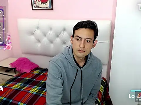 xxxstrongerboyxxx online show from 12-02-25, 03:12