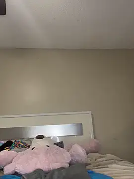 Kiki hammyy online show from 04-16-26, 09:39