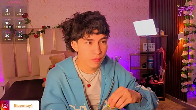 kaelwolf tay online show from 03-27-26, 07:13