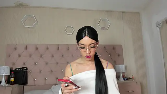 Snapshot of DeboraCopper chatting on 01-17-26, 01:10 DeboraCopper online show from 01-17-26, 01:10