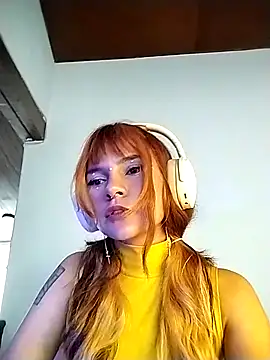 Snapshot of JennBenett_ chatting on 11-27-25, 12:07 JennBenett online show from 11-27-25, 12:07