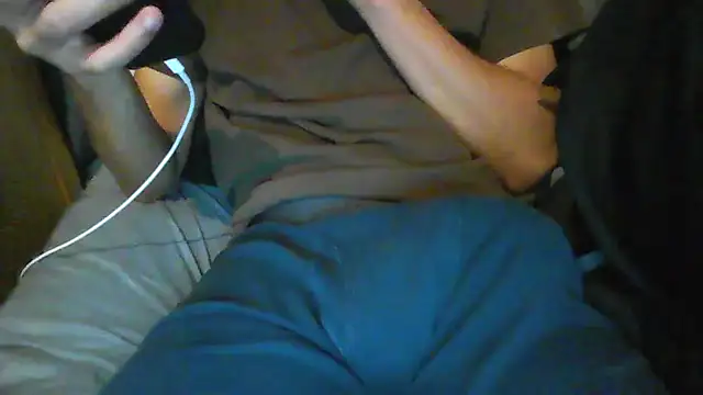 Snapshot of latinman7944 chatting on 06-04-26, 08:20 latinman7944 online show from 06-04-26, 08:20