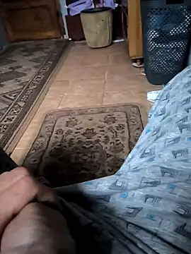 Alexutz21 online show from 03-28-26, 05:07