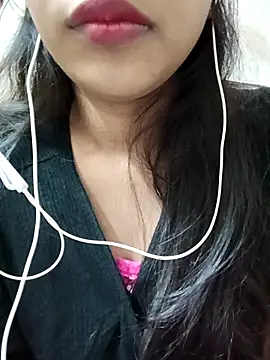 simmi02 online show from 12-01-25, 07:41