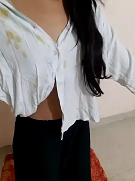 Snapshot of Alpee_kumri chatting on 11-28-25, 05:04 Alpee kumri online show from 11-28-25, 05:04