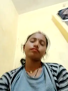 Miss  nishuu001 online show from 11-23-25, 04:18