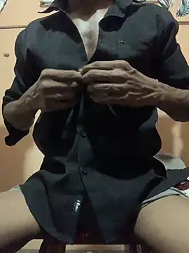 Snapshot of akgymnastic77Z chatting on 03-20-26, 01:16 akgymnastic77Z online show from 03-20-26, 01:16