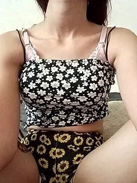 moka moka01 online show from 11-25-25, 10:15