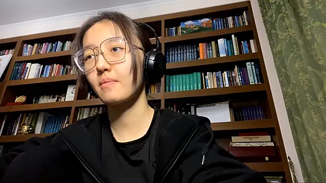 LinaClous online show from 02-24-26, 02:15