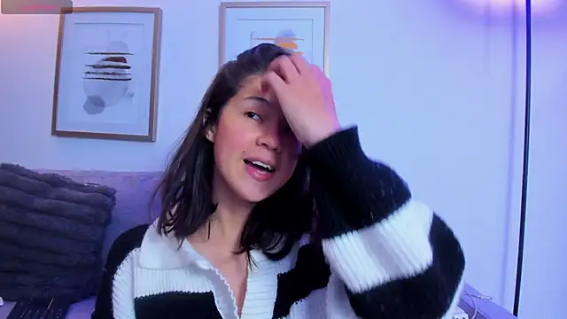 Skyy bloom online show from 03-19-26, 12:42