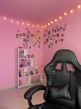 Davne  online show from 02-12-26, 11:22