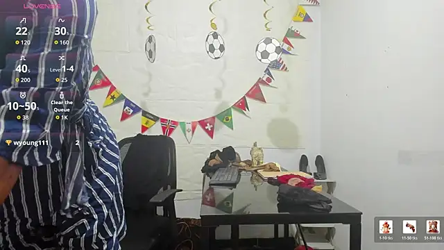 Snapshot of Miss_clarepocahose chatting on 06-25-26, 01:38 Miss clarepocahose online show from 06-25-26, 01:38