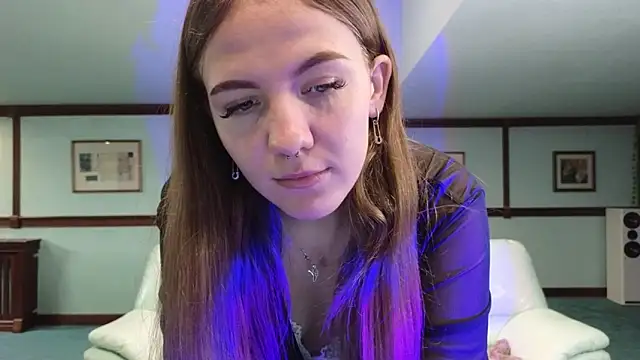 KiraRustle online show from 12-19-25, 02:29