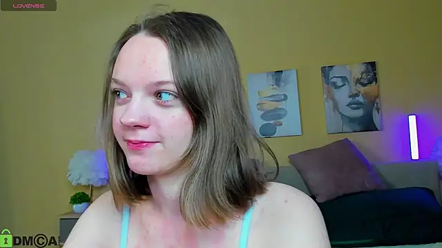 Olivia Riesz online show from 03-24-26, 01:10