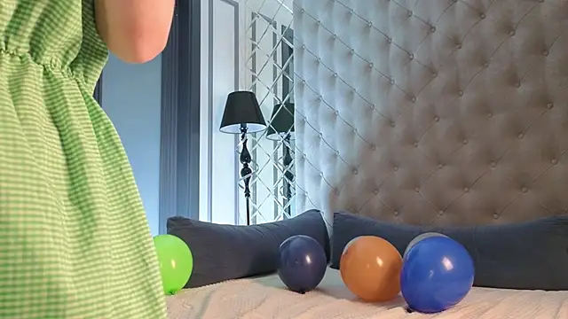 SharaSauer online show from 02-28-26, 01:06