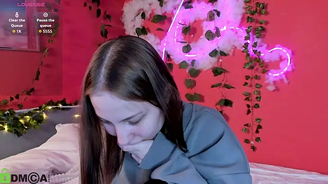 lally cute online show from 03-05-26, 07:21