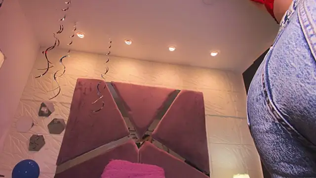 sol-angel online show from 06-27-26, 04:34