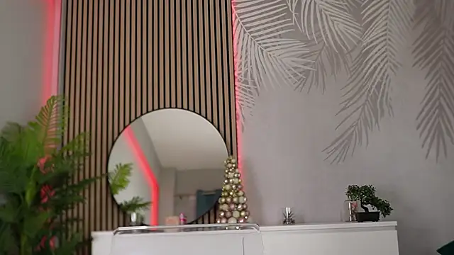 Jessy Cruz  online show from 12-23-25, 05:49