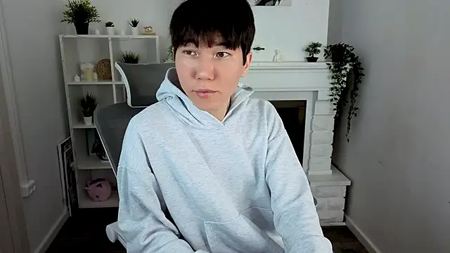 YugoAsian online show from 01-18-26, 12:31