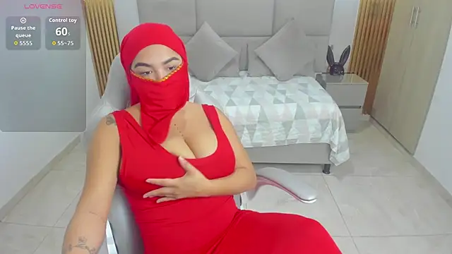 Raizel kazem online show from 11-29-25, 01:03