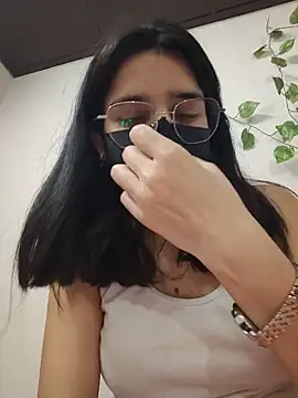 Snapshot of Sexolinaa chatting on 05-24-26, 05:40 Sexolinaa online show from 05-24-26, 05:40