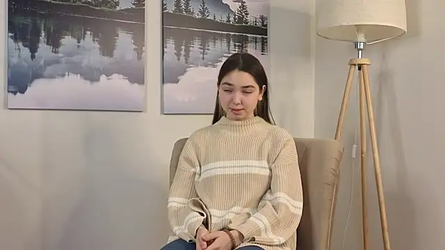 VannessaUpadhyaya online show from 11-26-25, 03:18