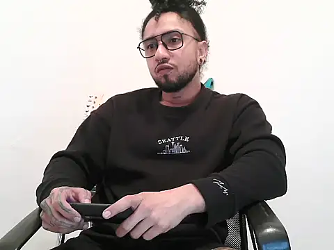 Snapshot of nabucodonosor2 chatting on 11-30-25, 11:42 nabucodonosor2 online show from 11-30-25, 11:42