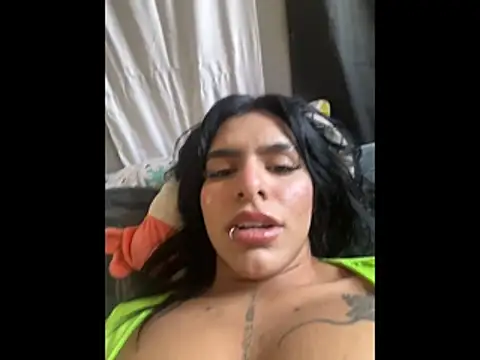 SaraAndrade  online show from 12-13-25, 07:53