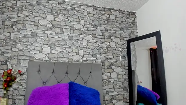 Snapshot of angel_pink7 chatting on 01-05-26, 07:28 angel pink7 online show from 01-05-26, 07:28