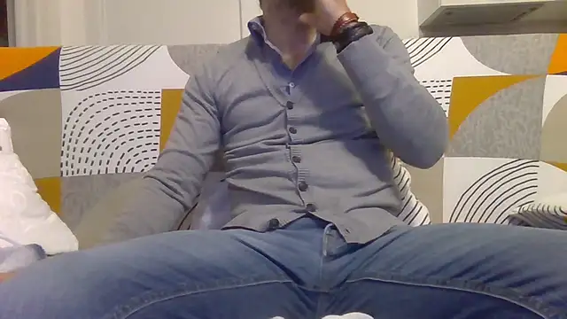 Eroshotlicker online show from 12-15-25, 09:30