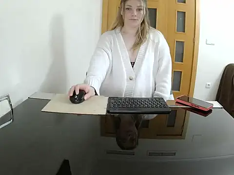 Adelyxveex online show from 01-08-26, 10:12