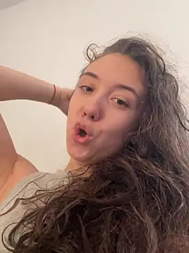 CristinaSw online show from 03-26-26, 04:01