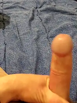 Snapshot of poeperke2830 chatting on 02-27-26, 11:16 poeperke2830 online show from 02-27-26, 11:16