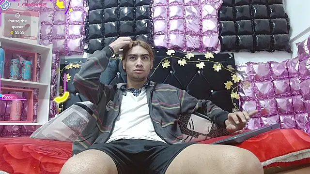 andresdark 07 online show from 12-04-25, 03:05