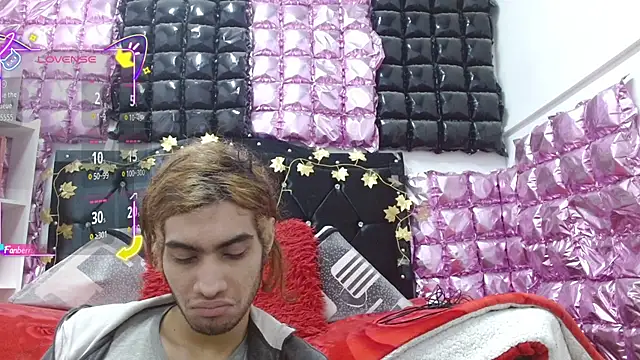 andresdark 07 online show from 12-20-25, 04:19