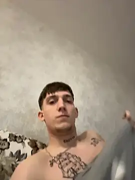 Snapshot of Rabizoon chatting on 02-06-26, 02:20 Rabizoon online show from 02-06-26, 02:20