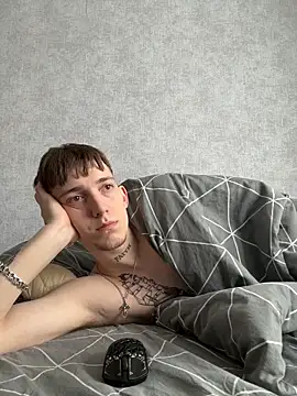 Snapshot of Rabizoon chatting on 02-07-26, 02:59 Rabizoon online show from 02-07-26, 02:59